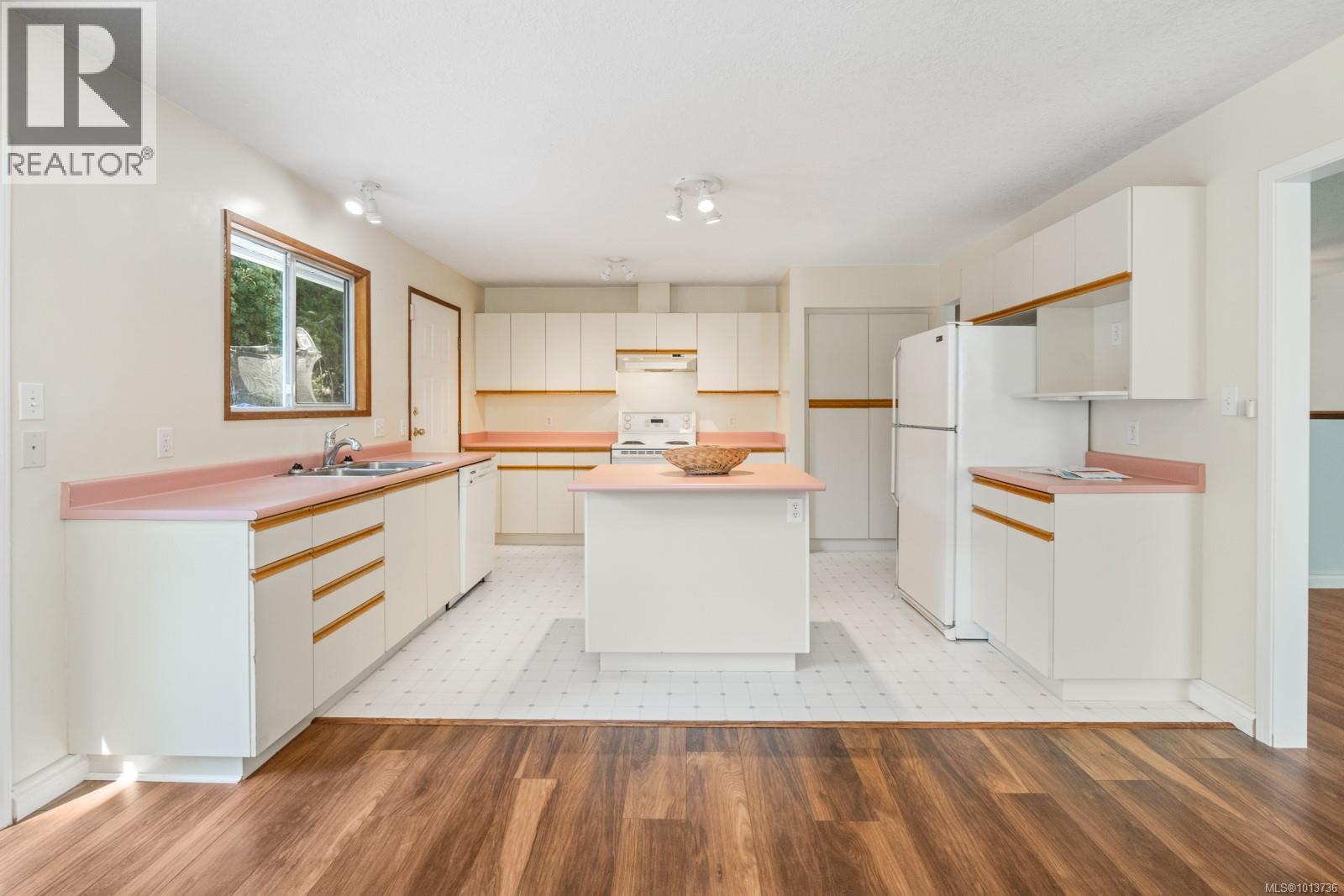 3300 Tyerman Pl, Cobble Hill