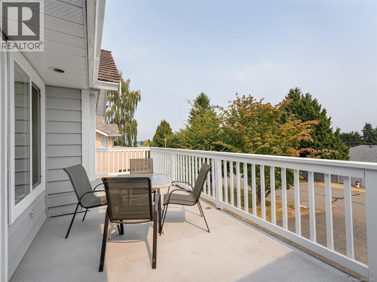  2567 Wilcox Terrace, Central Saanich