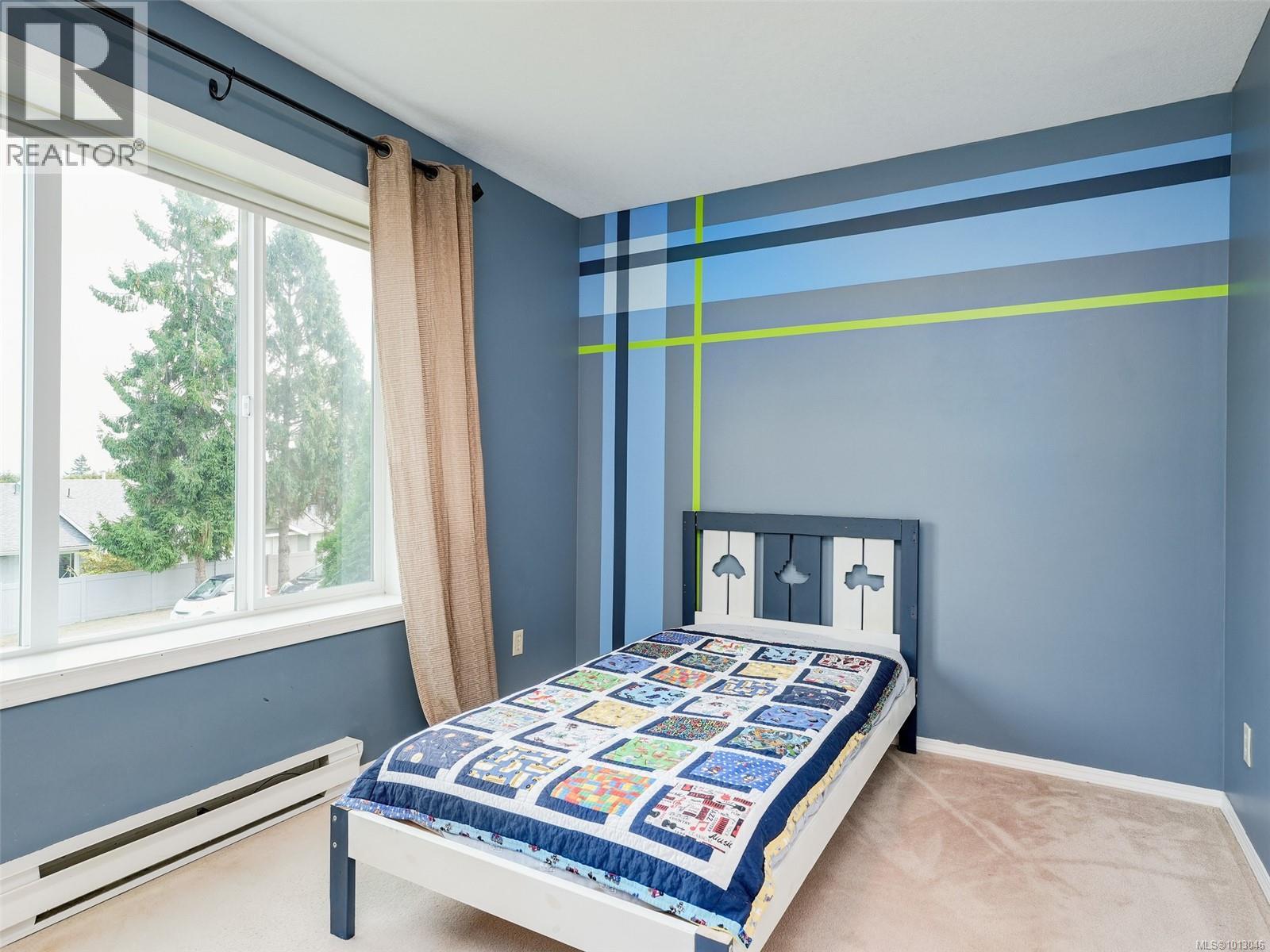  2567 Wilcox Terrace, Central Saanich