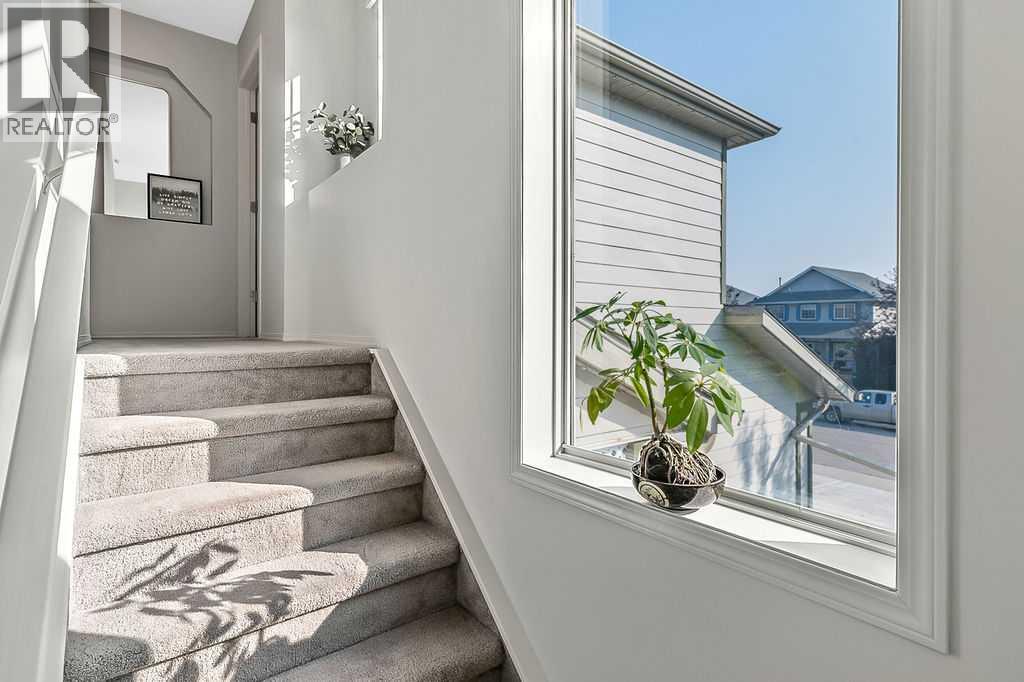 Single Family House for Sale in  Chaparral Street SE Chaparral Calgary 