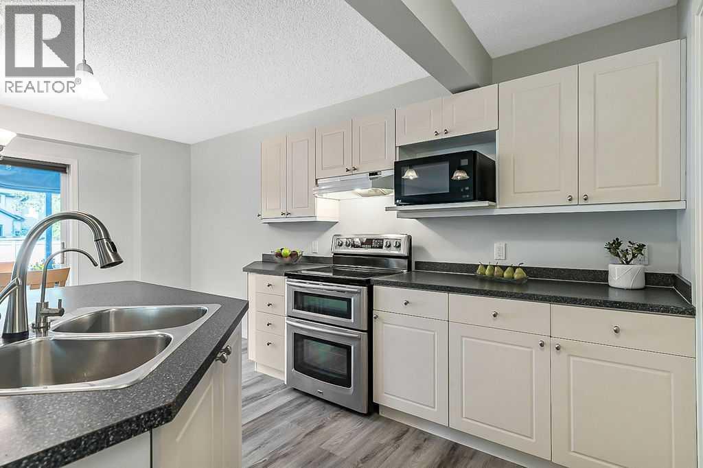 Single Family House for Sale in  Chaparral Street SE Chaparral Calgary 