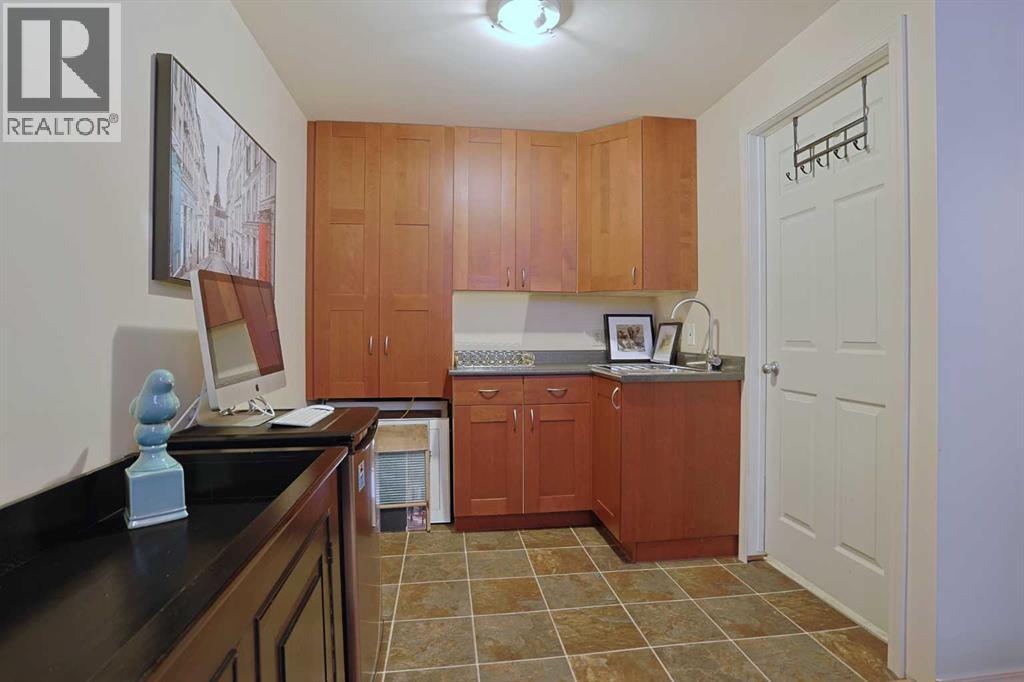 Single Family House for Sale in  Citadel Vista Green NW Citadel Calgary 
