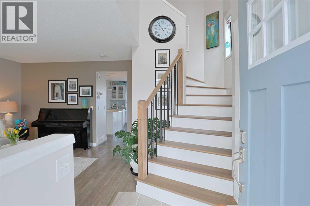 Single Family House for Sale in  Citadel Vista Green NW Citadel Calgary 