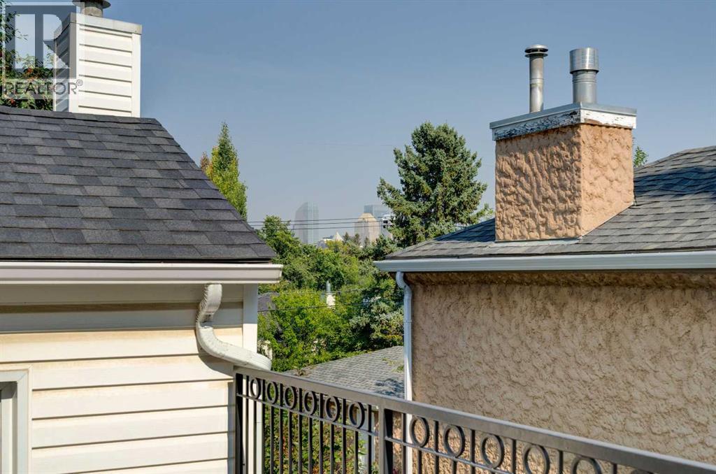 Single Family House for Sale in  Frontenac Avenue SW Upper Mount Royal Calgary 