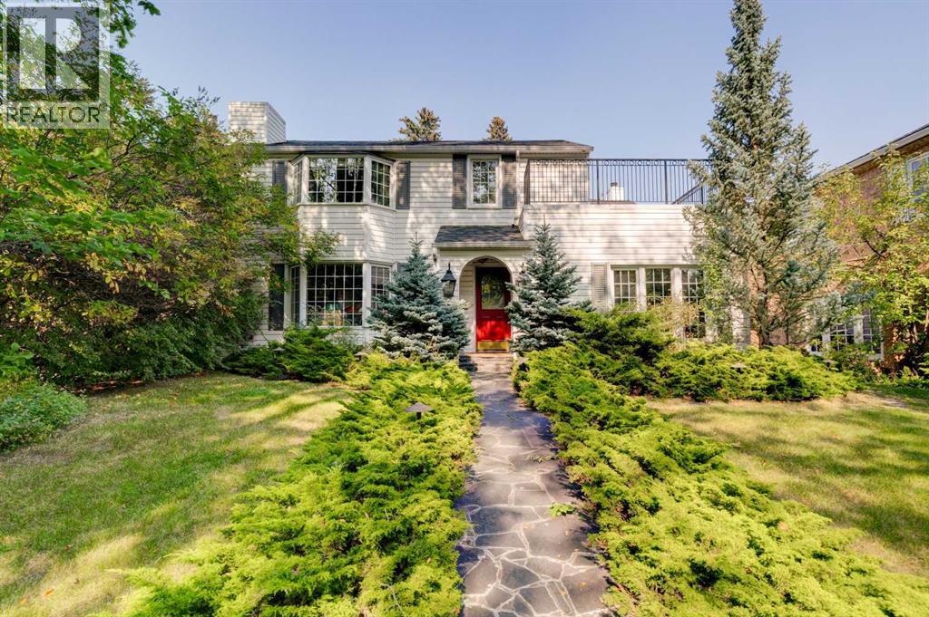 Single Family House for Sale in  Frontenac Avenue SW Upper Mount Royal Calgary 