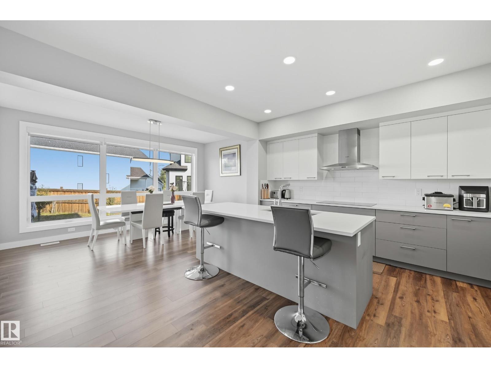 1487 HOWES CR SW, Edmonton