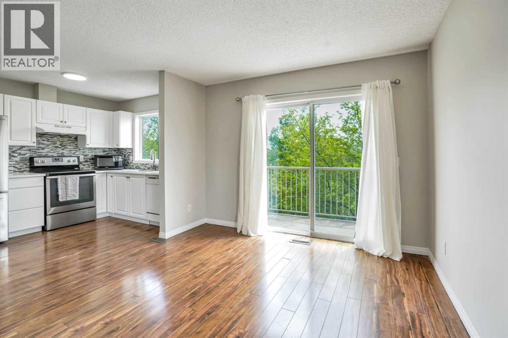 Single Family House for Sale in  Citadel Point NW Citadel Calgary 