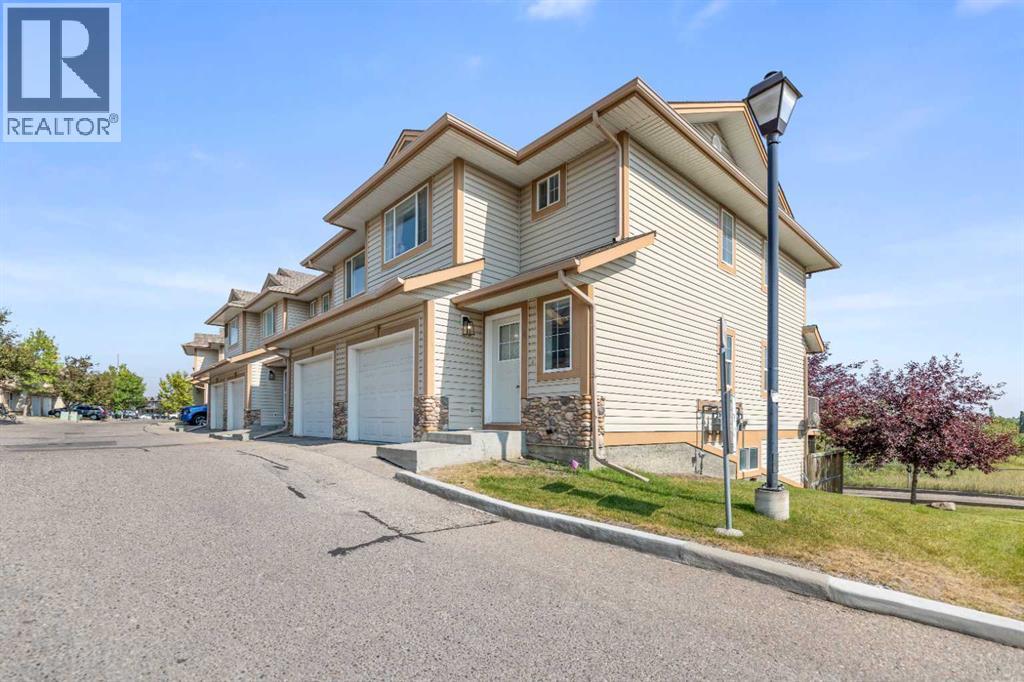 Single Family House for Sale in  Citadel Point NW Citadel Calgary 