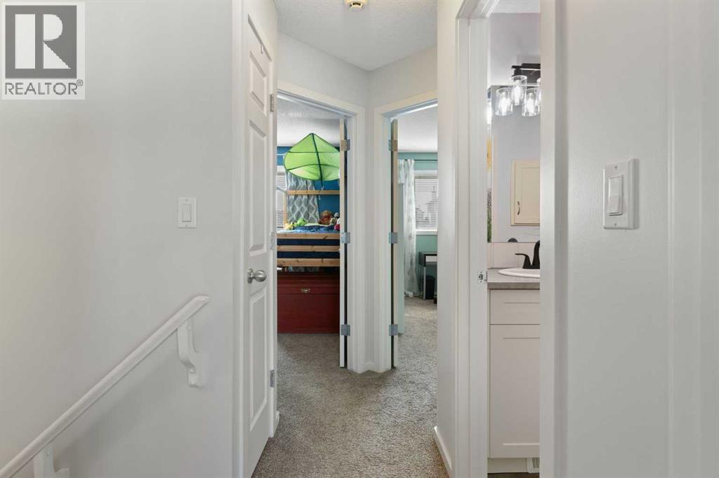 Single Family House for Sale in  Citadel Acres Close NW Citadel Calgary 