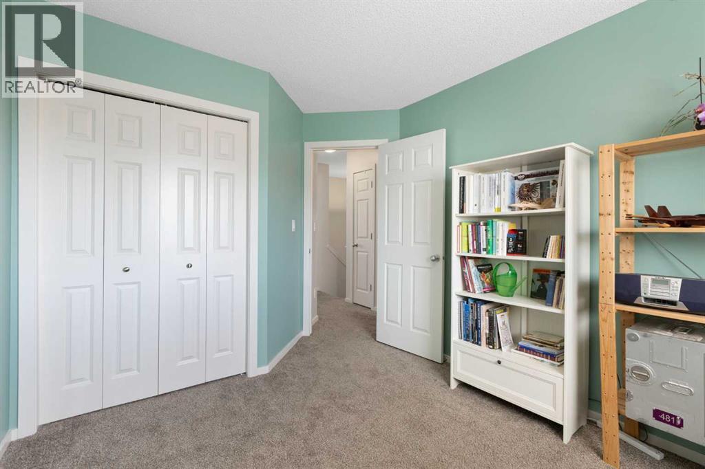 Single Family House for Sale in  Citadel Acres Close NW Citadel Calgary 