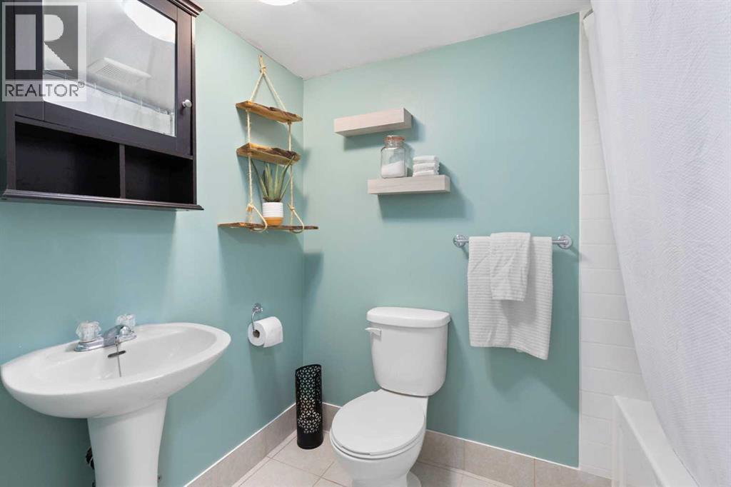 Single Family House for Sale in  Citadel Acres Close NW Citadel Calgary 