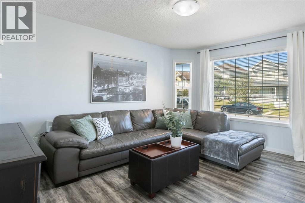 Single Family House for Sale in  Citadel Acres Close NW Citadel Calgary 