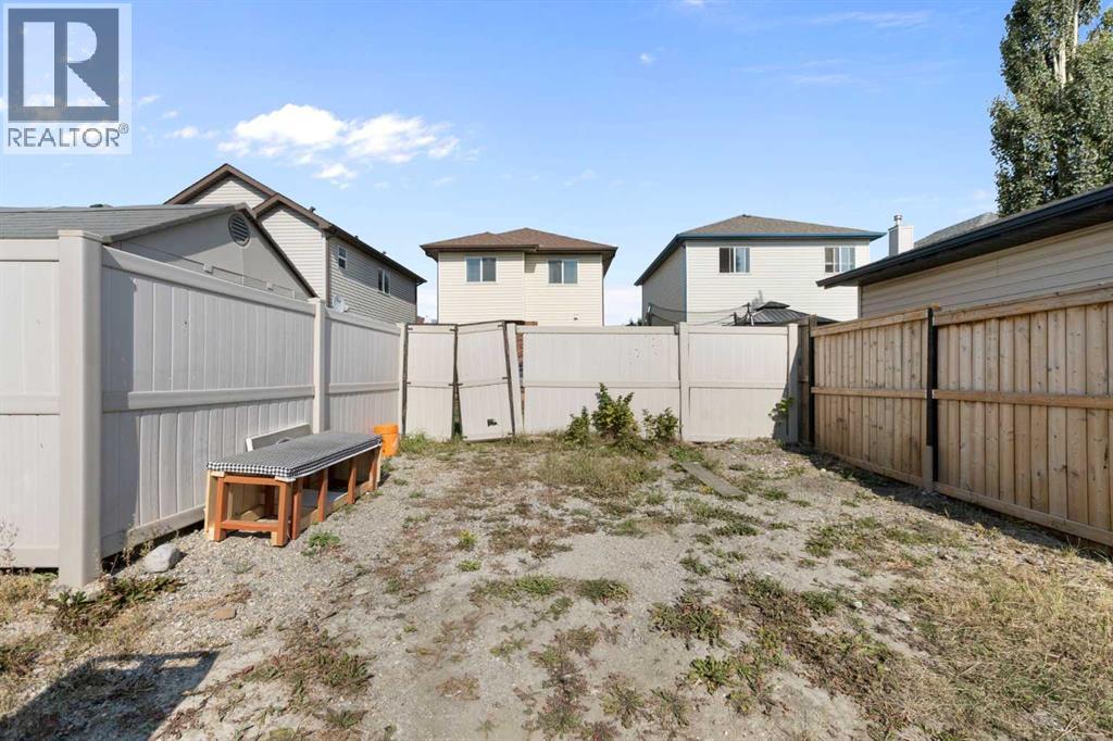 Single Family House for Sale in  Citadel Acres Close NW Citadel Calgary 