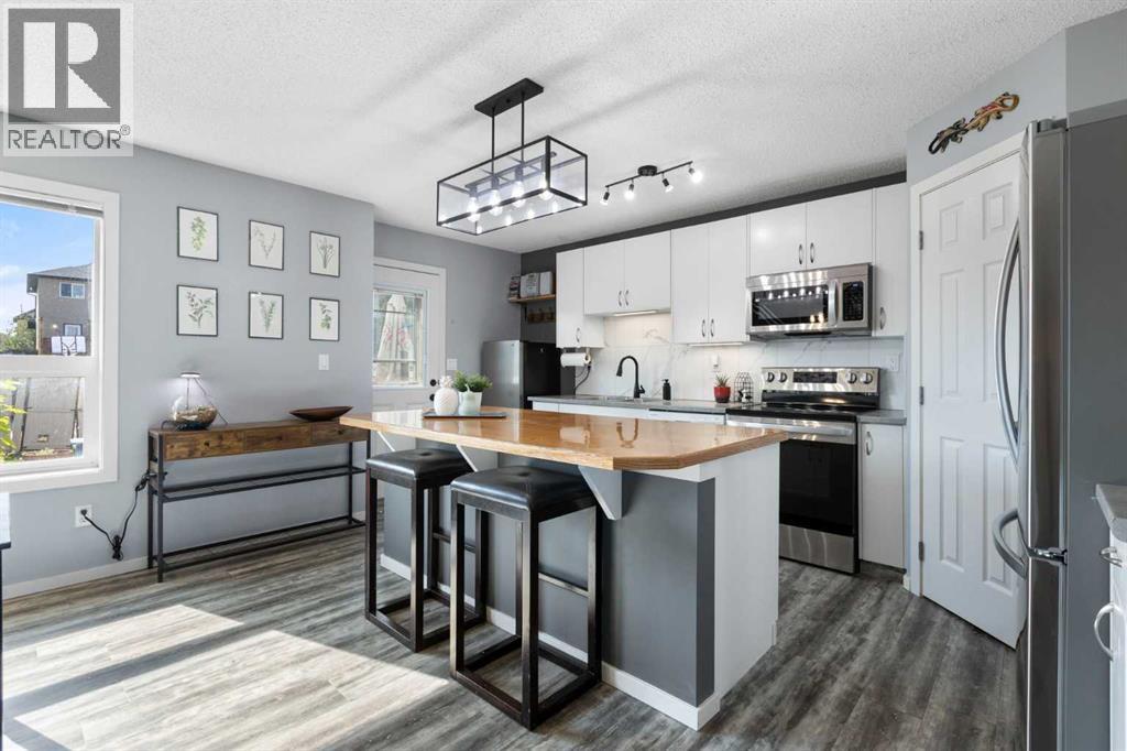 Single Family House for Sale in  Citadel Acres Close NW Citadel Calgary 