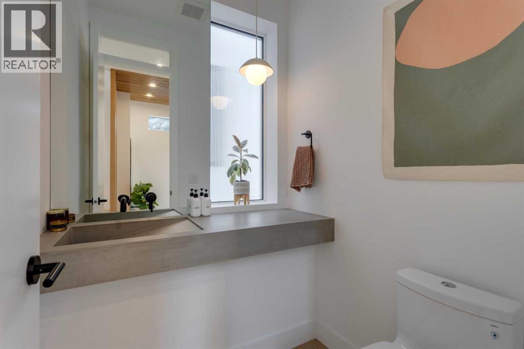 Single Family House for Sale in   Avenue NW Mount Pleasant Calgary 