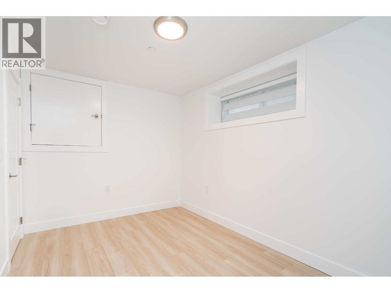 3468 MONS DRIVE, Vancouver