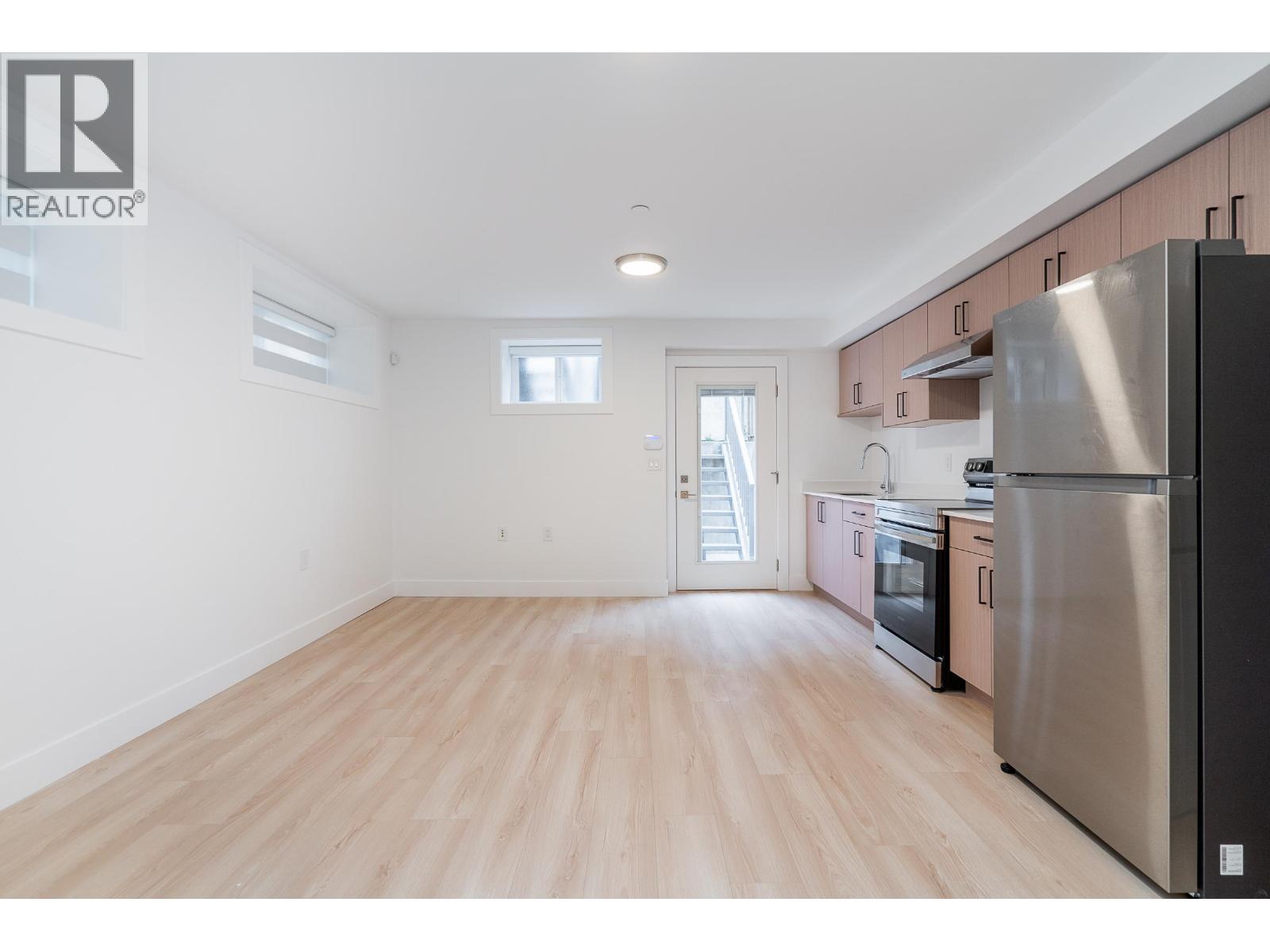 3468 MONS DRIVE, Vancouver