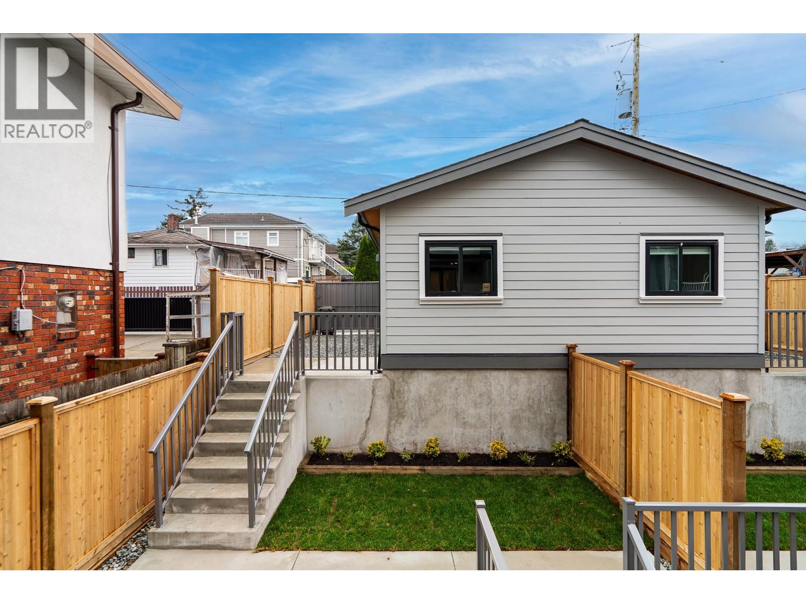 3468 MONS DRIVE, Vancouver