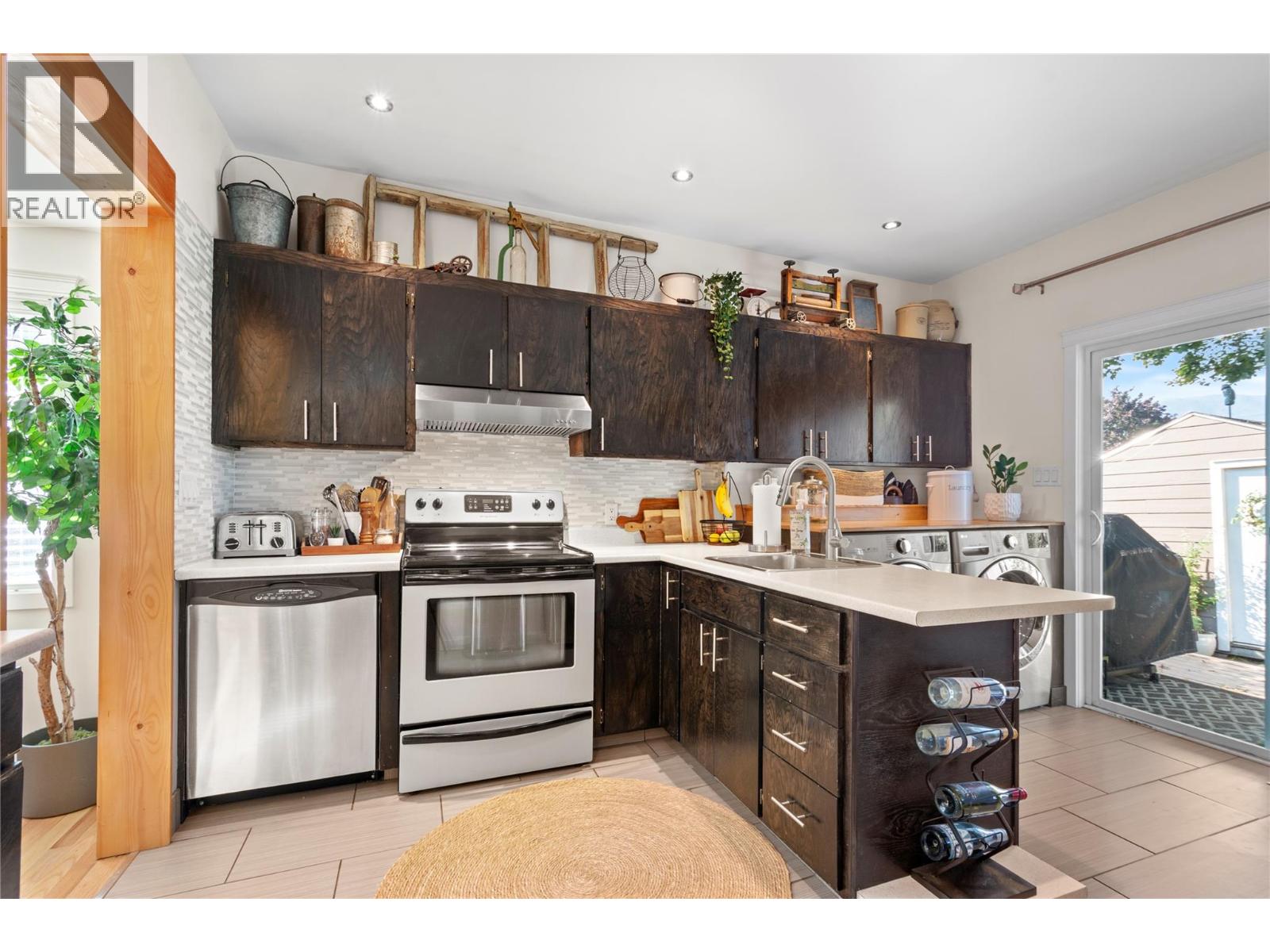 433 Young Street, Penticton