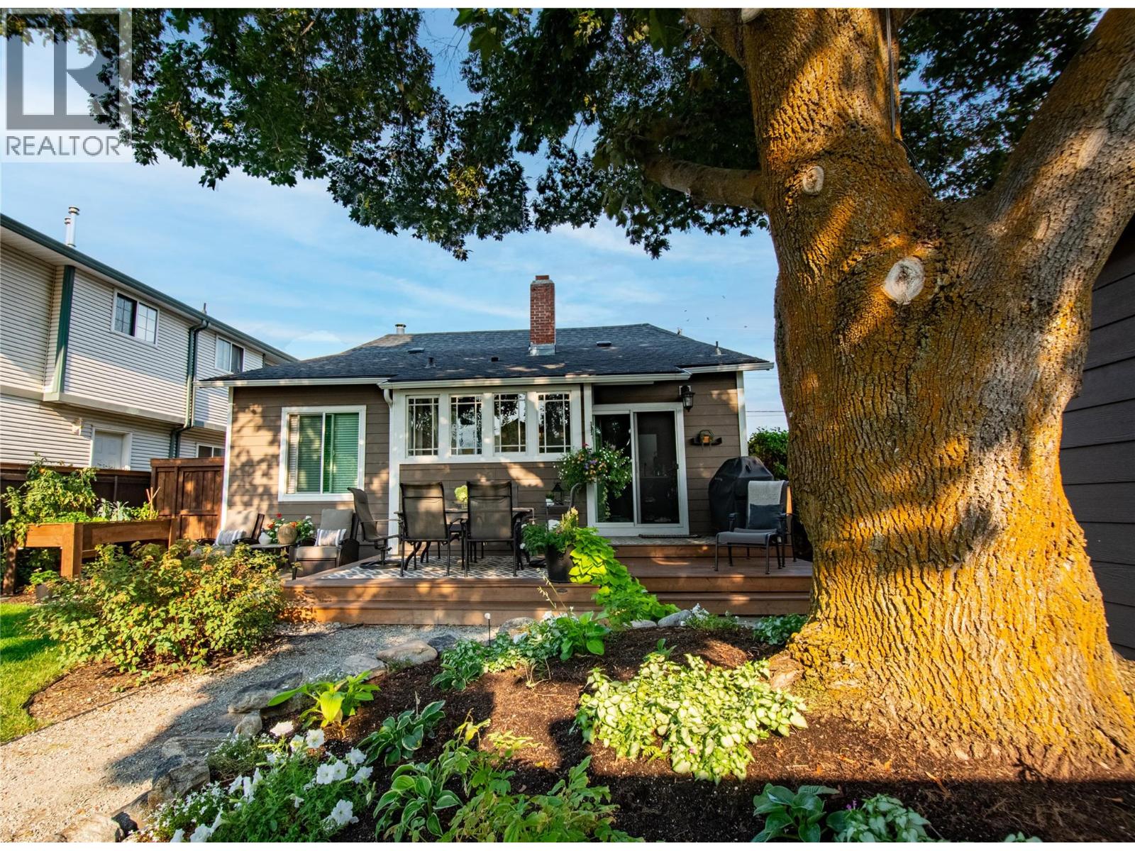 433 Young Street, Penticton