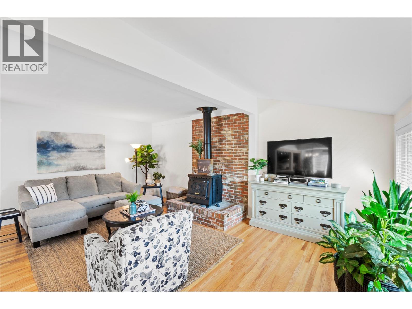 433 Young Street, Penticton