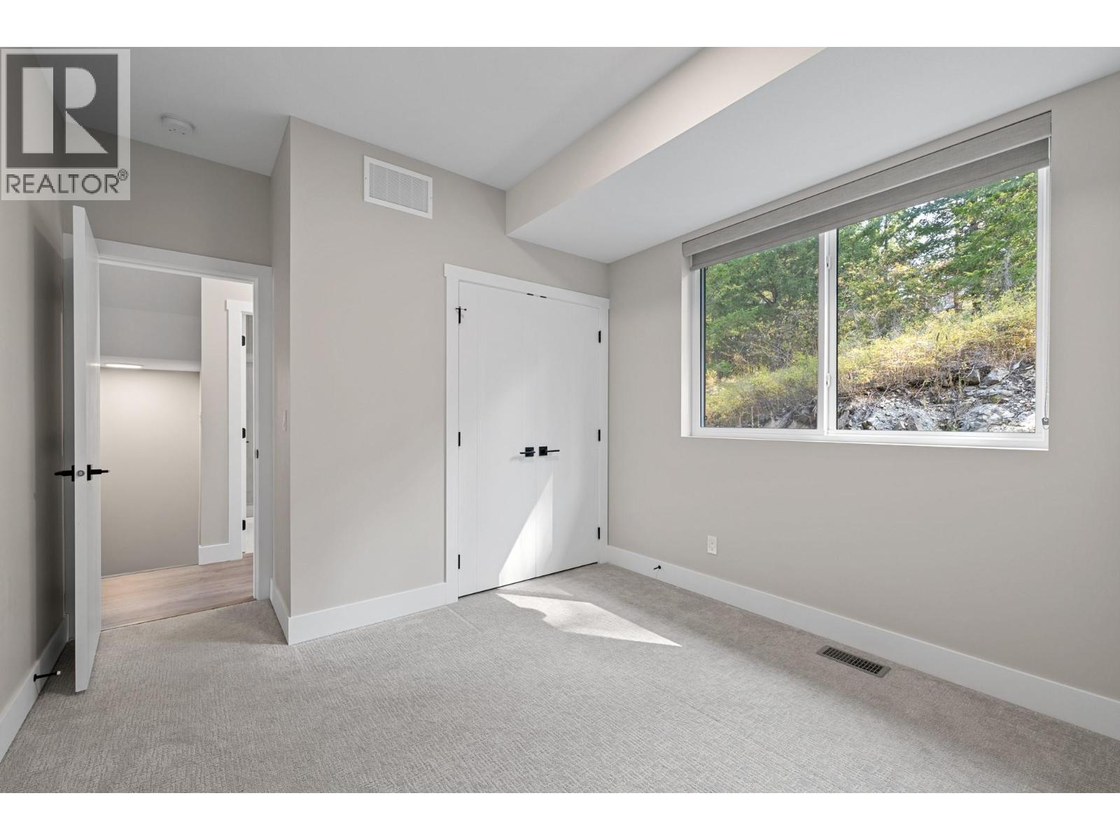 269 Diamond Way Unit# 4, Vernon