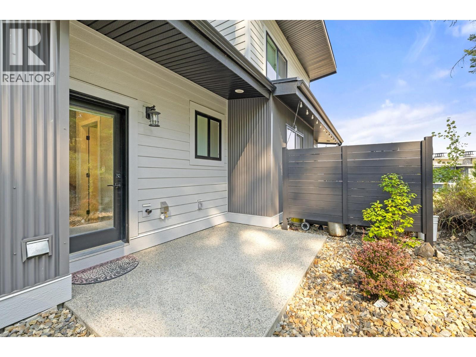 269 Diamond Way Unit# 4, Vernon