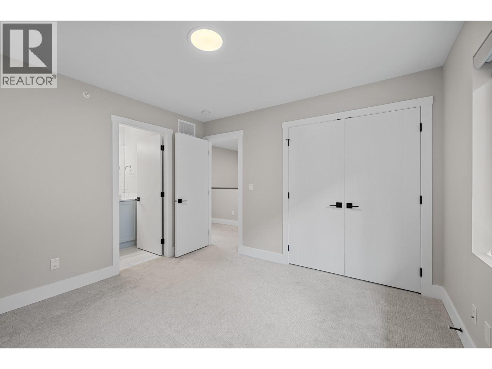 269 Diamond Way Unit# 4, Vernon