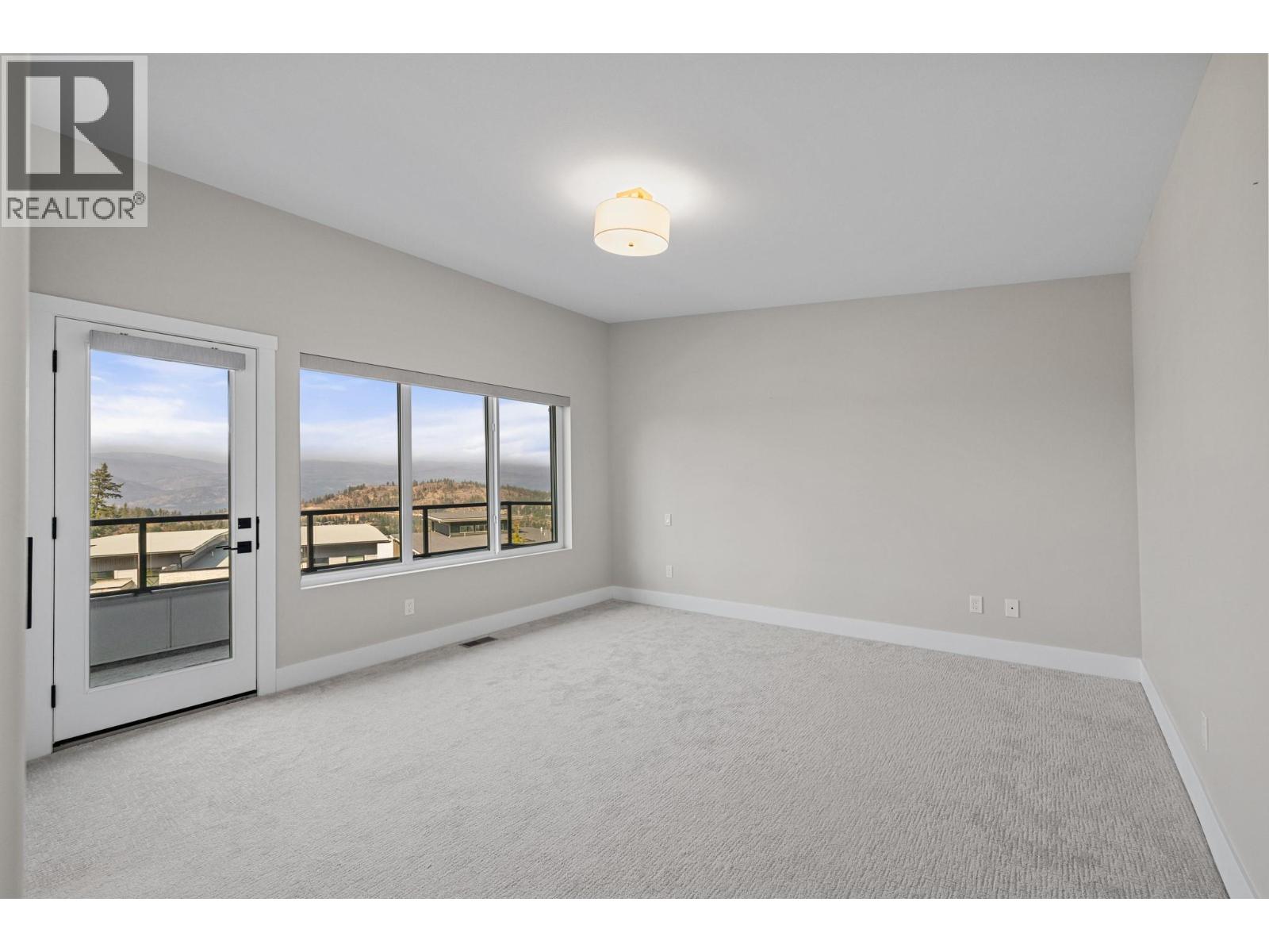 269 Diamond Way Unit# 4, Vernon
