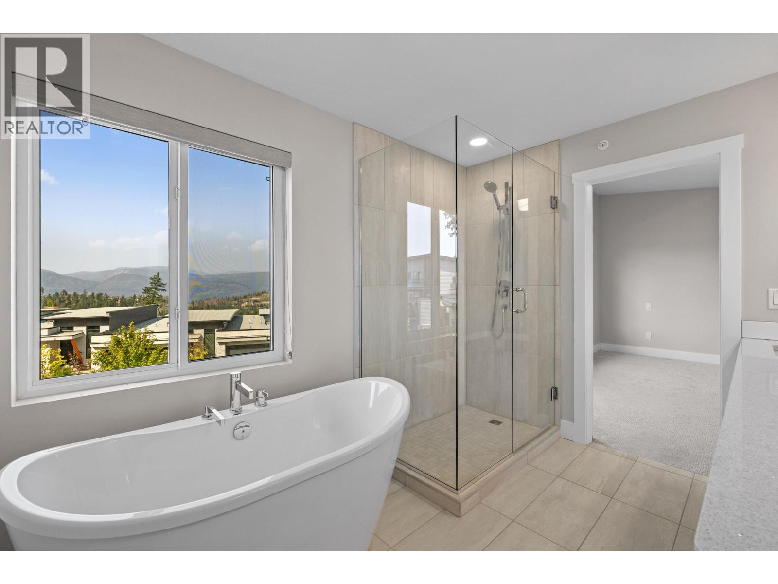 269 Diamond Way Unit# 4, Vernon