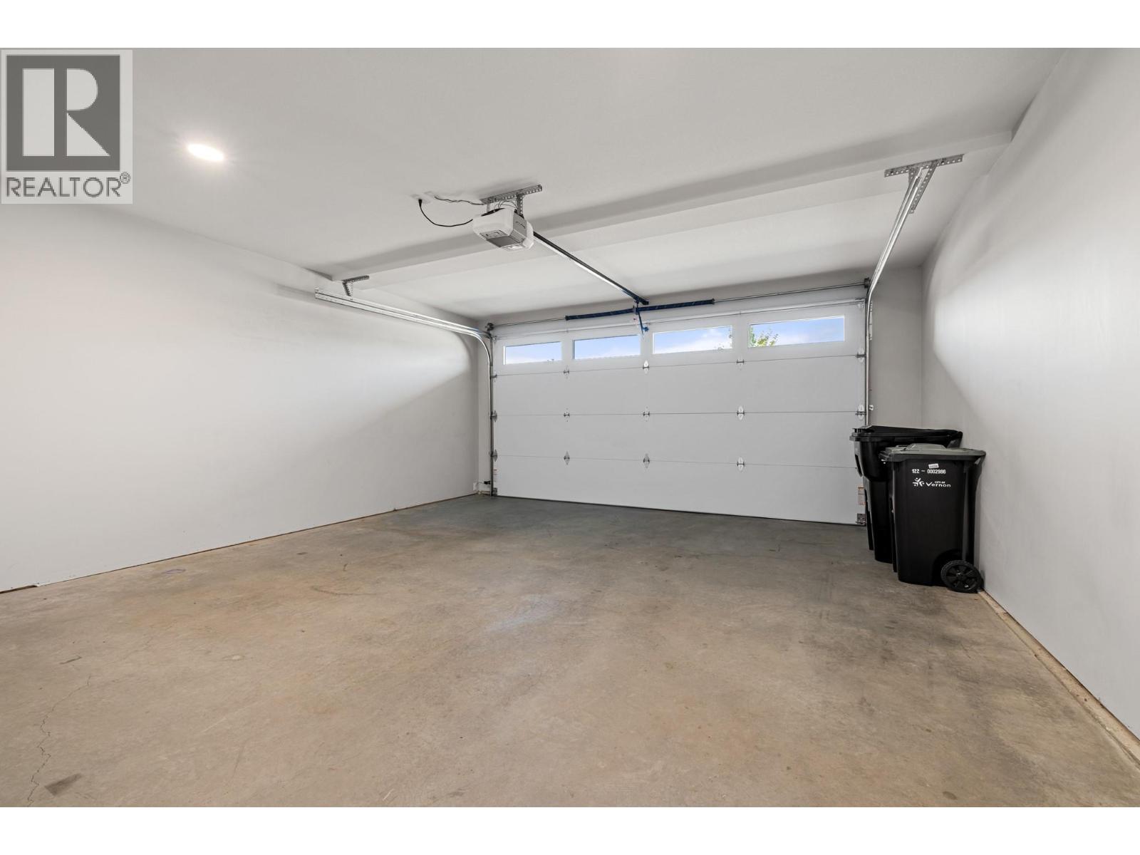 269 Diamond Way Unit# 4, Vernon