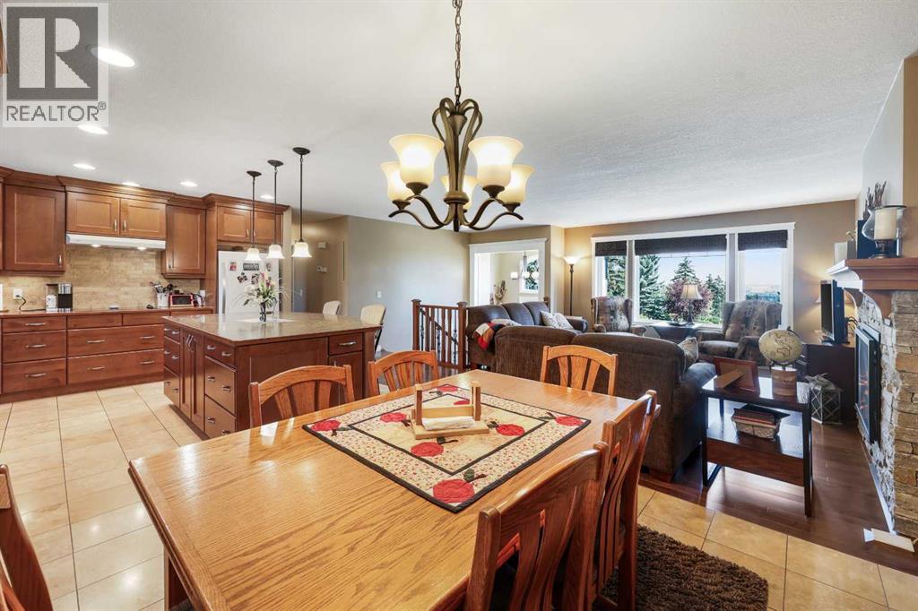 Single Family House Bungalow for Sale in  Hunterdale Place NW Huntington Hills Calgary 