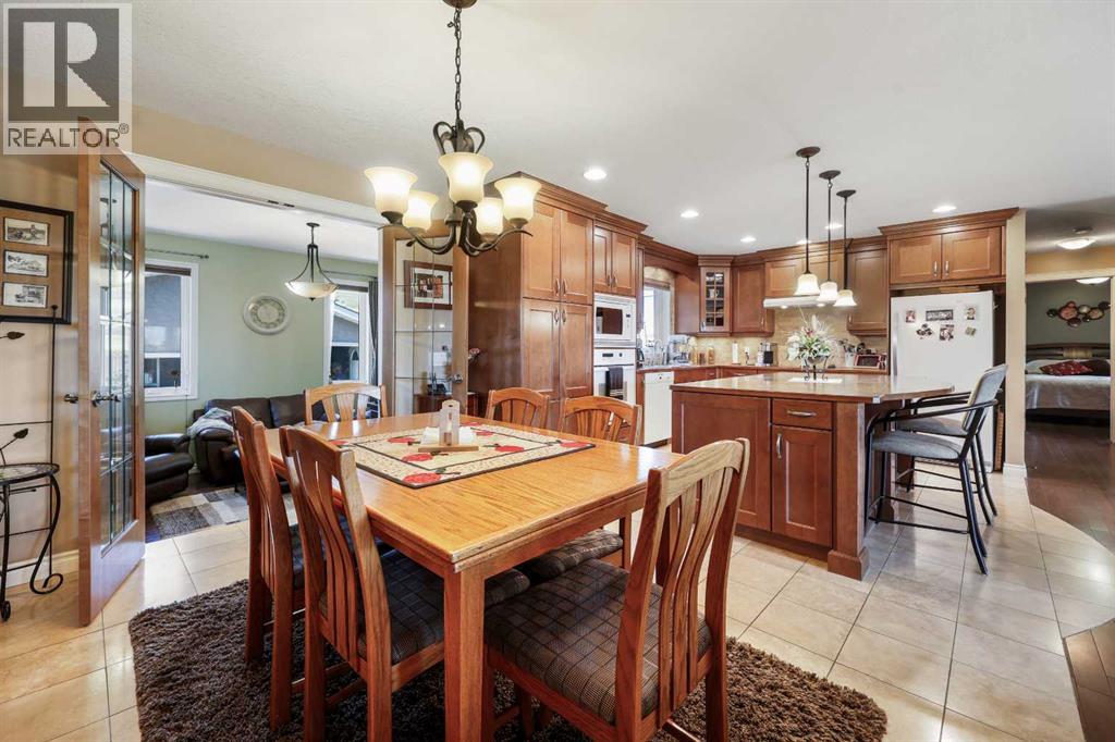 Single Family House Bungalow for Sale in  Hunterdale Place NW Huntington Hills Calgary 