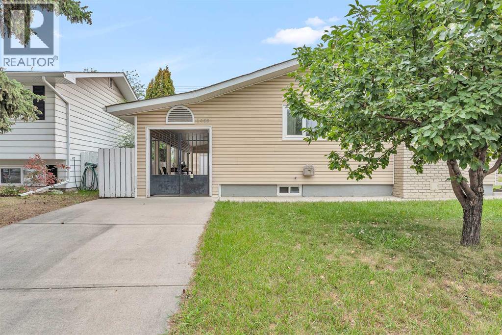 Single Family House Bungalow for Sale in  Acadia Drive SE Lake Bonavista Calgary 