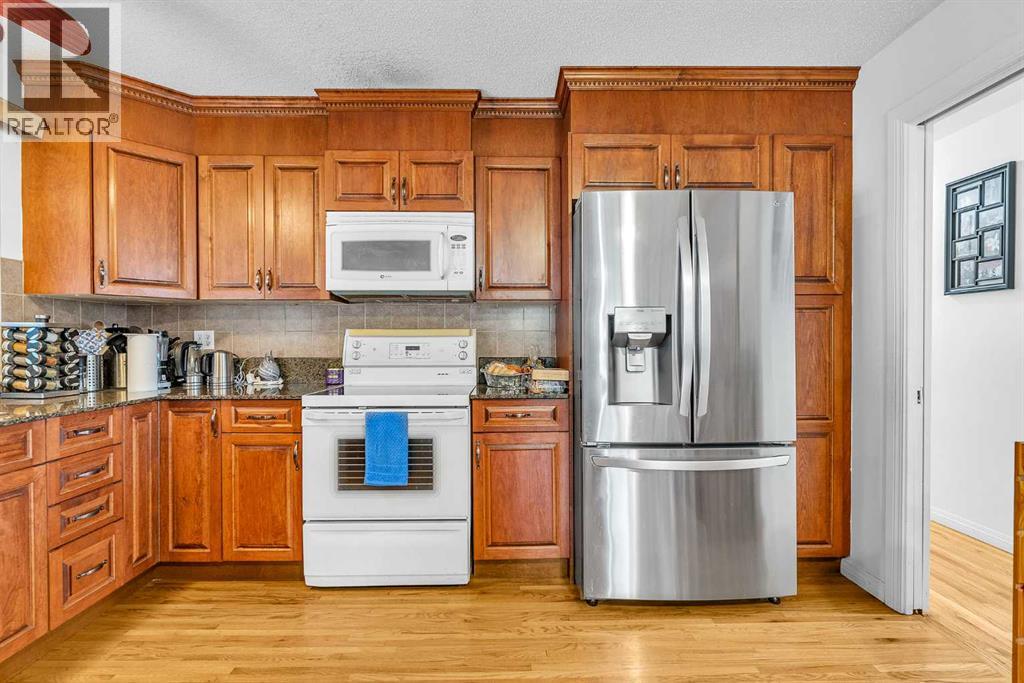 Single Family House Bungalow for Sale in  Acadia Drive SE Lake Bonavista Calgary 