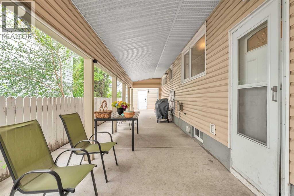 Single Family House Bungalow for Sale in  Acadia Drive SE Lake Bonavista Calgary 