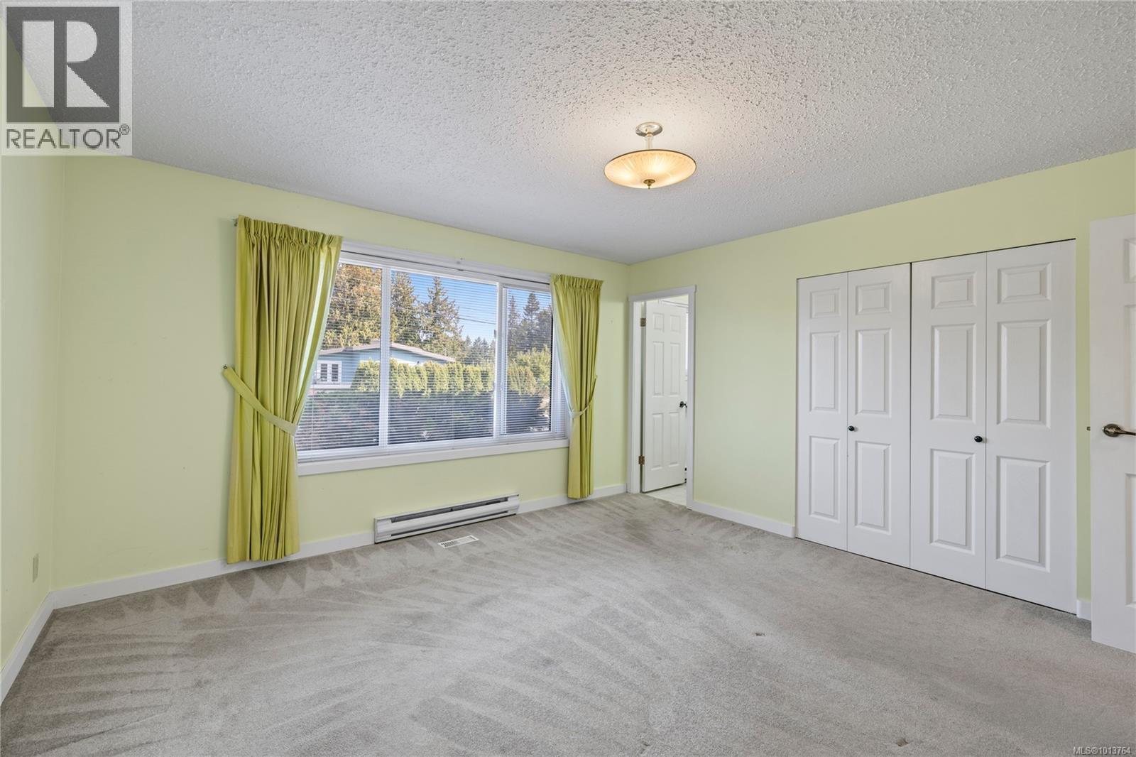 1058 Wood Duck Pl, Qualicum Beach