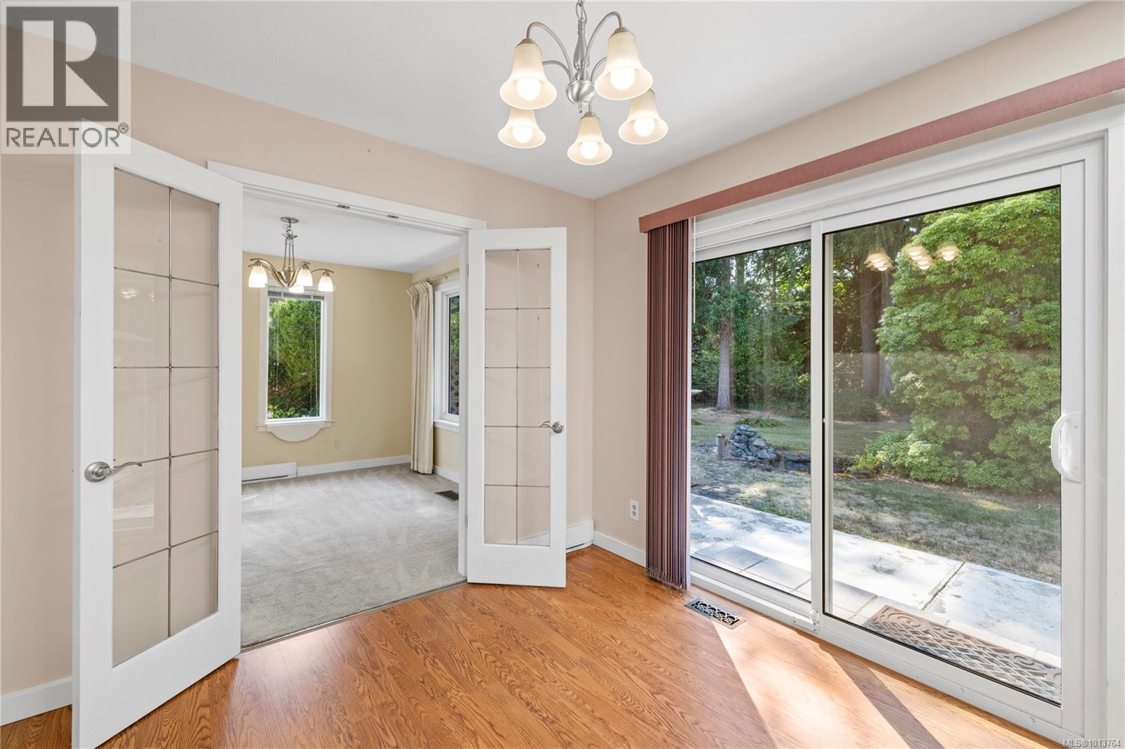 1058 Wood Duck Pl, Qualicum Beach