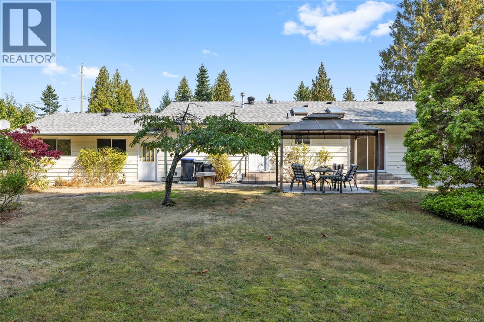 1058 Wood Duck Pl, Qualicum Beach