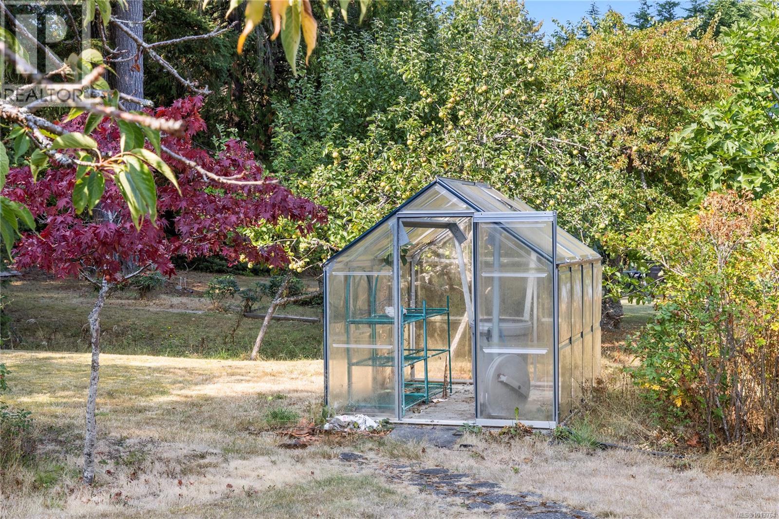 1058 Wood Duck Pl, Qualicum Beach