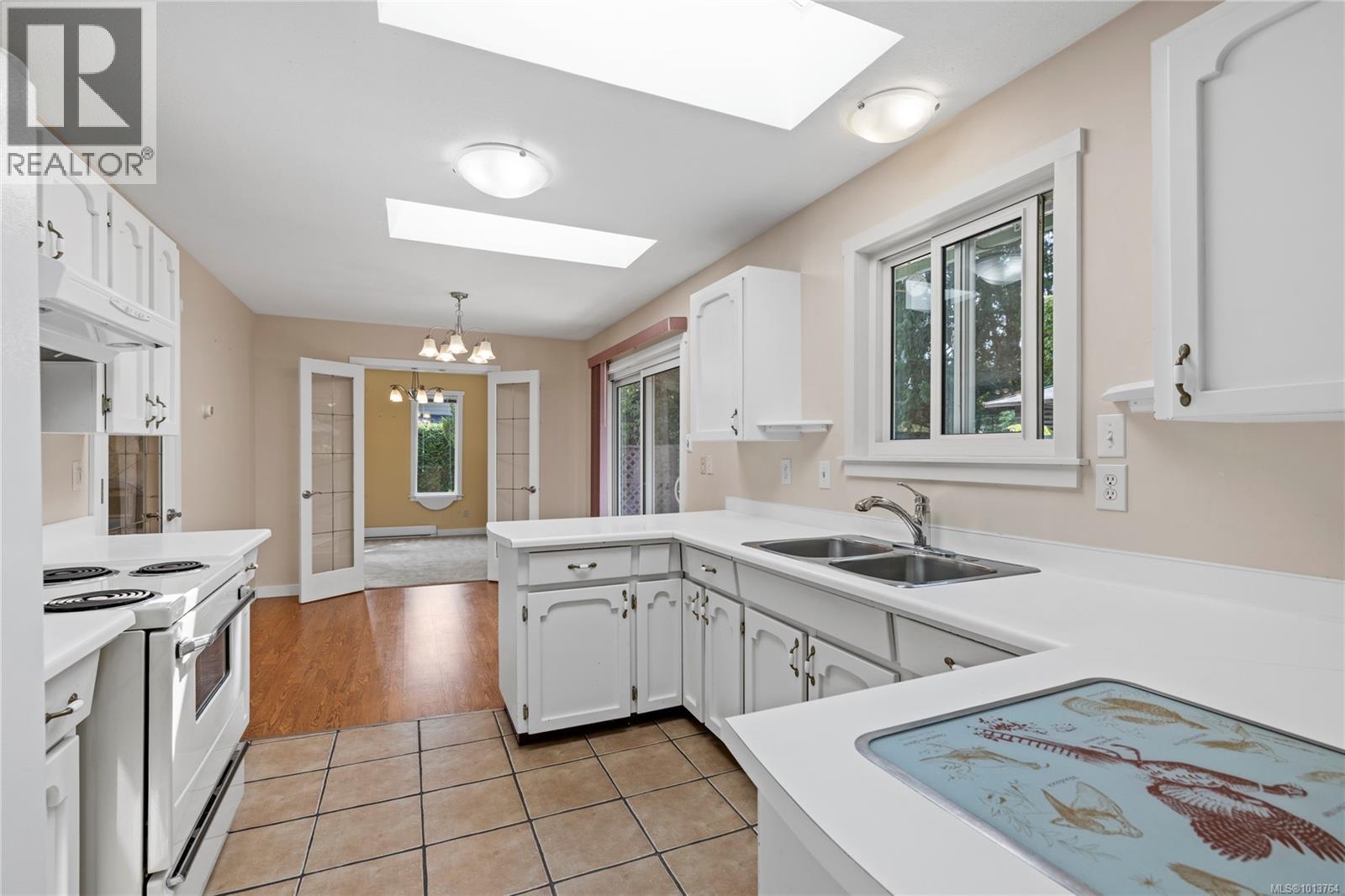 1058 Wood Duck Pl, Qualicum Beach