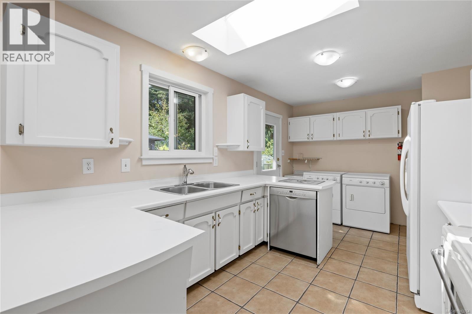 1058 Wood Duck Pl, Qualicum Beach