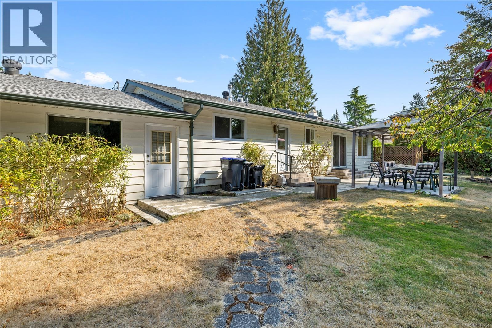 1058 Wood Duck Pl, Qualicum Beach