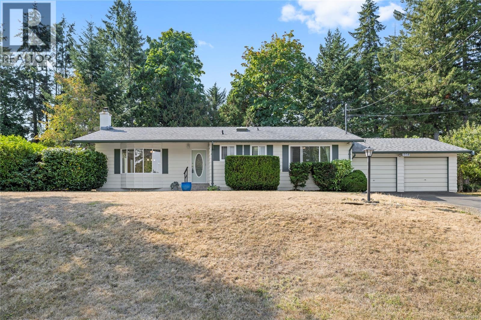1058 Wood Duck Pl, Qualicum Beach