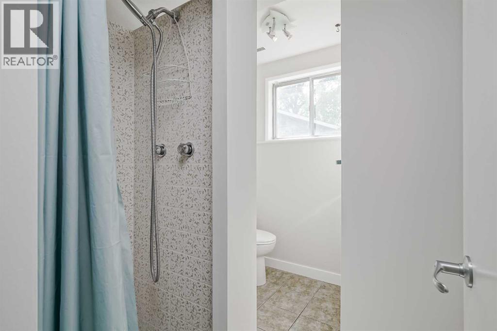 Single Family House 4 Level for Sale in  Silver Mead Road NW Silver Springs Calgary 