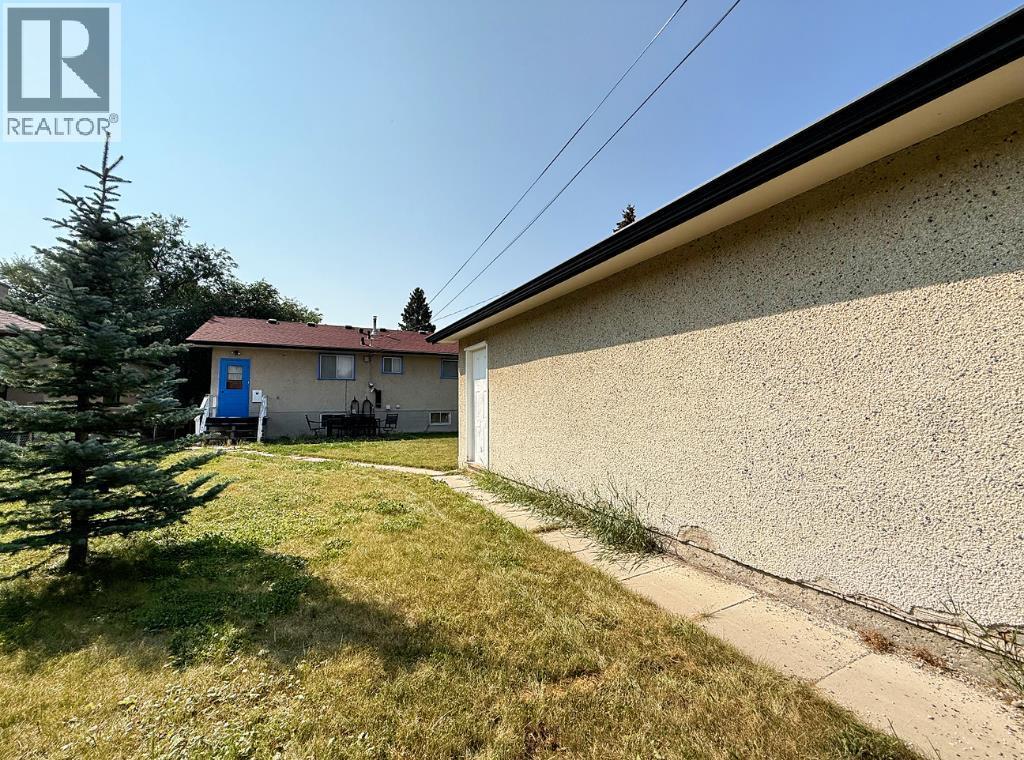 Single Family House Bungalow for Sale in   Avenue NW Bowness Calgary 