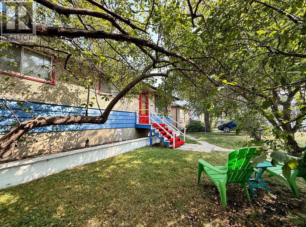 Single Family House Bungalow for Sale in   Avenue NW Bowness Calgary 