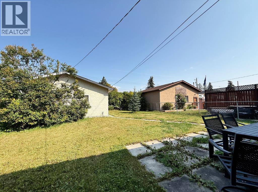 Single Family House Bungalow for Sale in   Avenue NW Bowness Calgary 