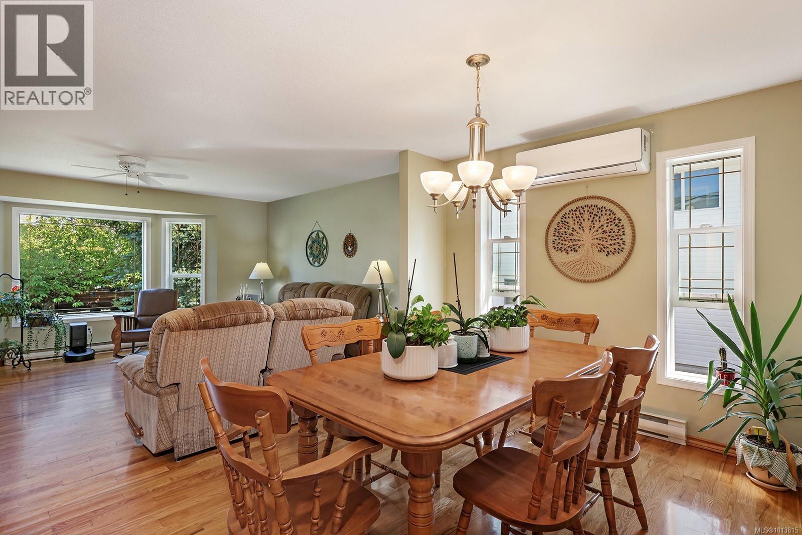 2625 Stewart Ave, Courtenay