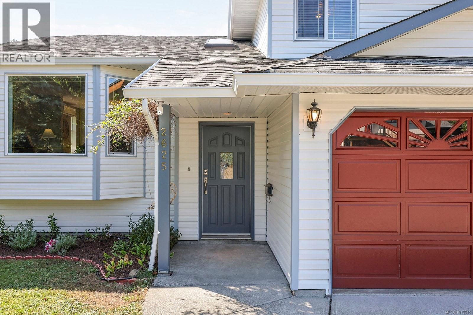 2625 Stewart Ave, Courtenay